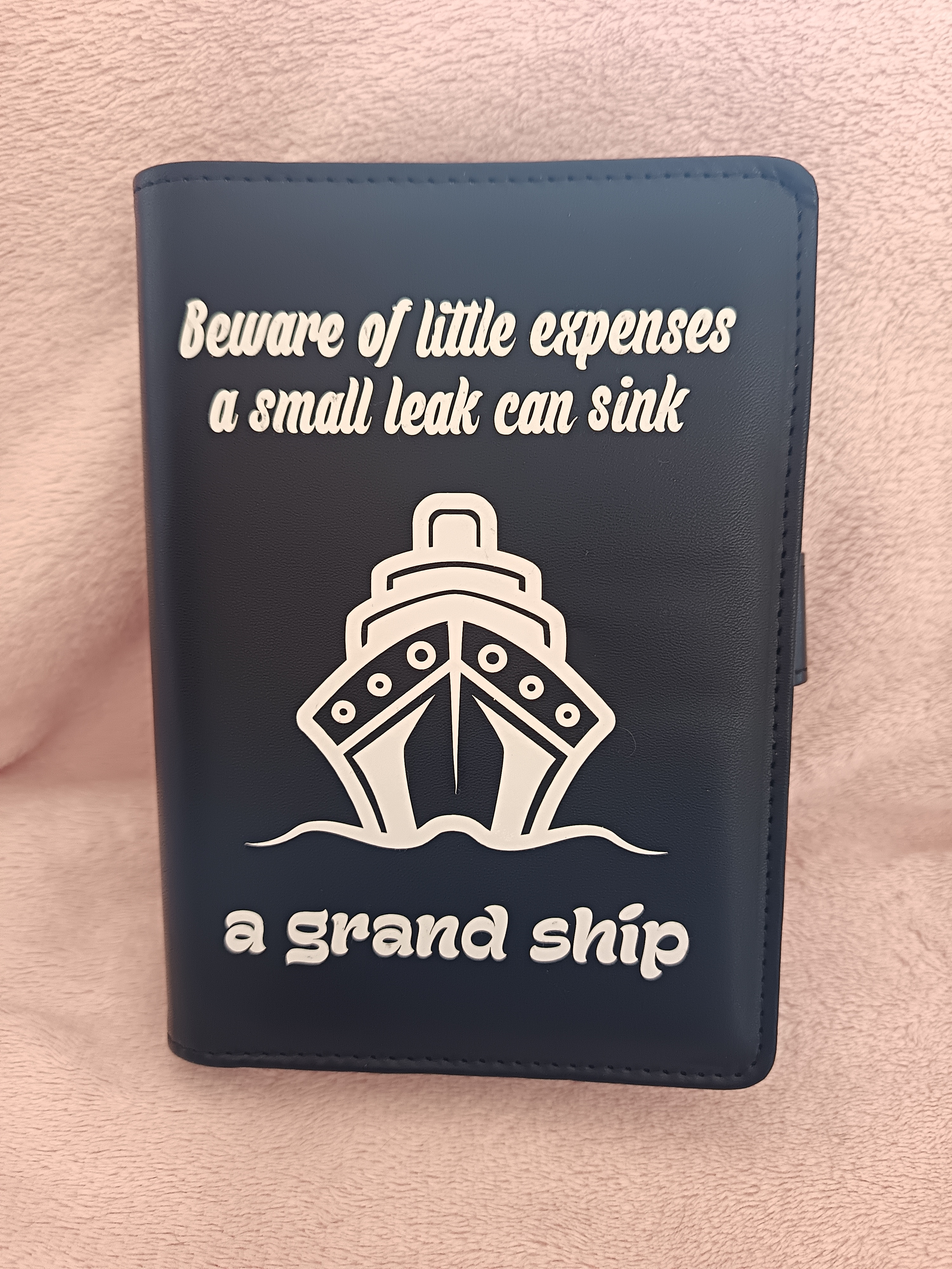 Vinyled 'Sinking Ship' Budget Binder